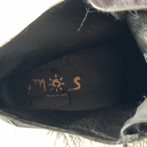 Shoes - Picture 5 of 5